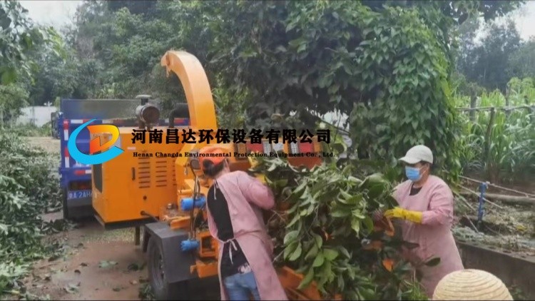 河南昌达HC-6145树枝粉碎机浙江杭州客户现场